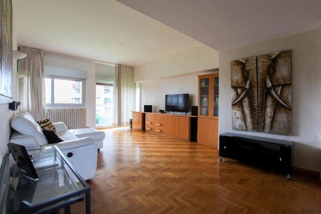 Fieramilano 3Br Apartment 외부 사진