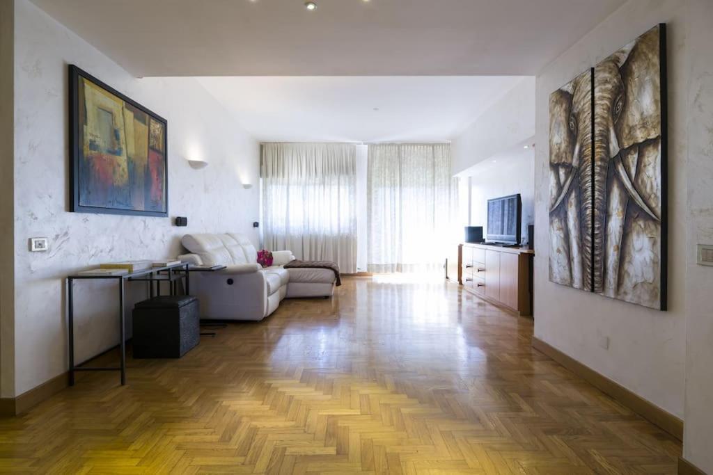 Fieramilano 3Br Apartment 외부 사진
